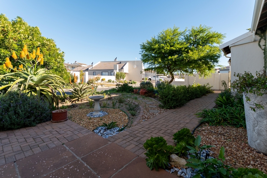 3 Bedroom Property for Sale in Country Club Western Cape